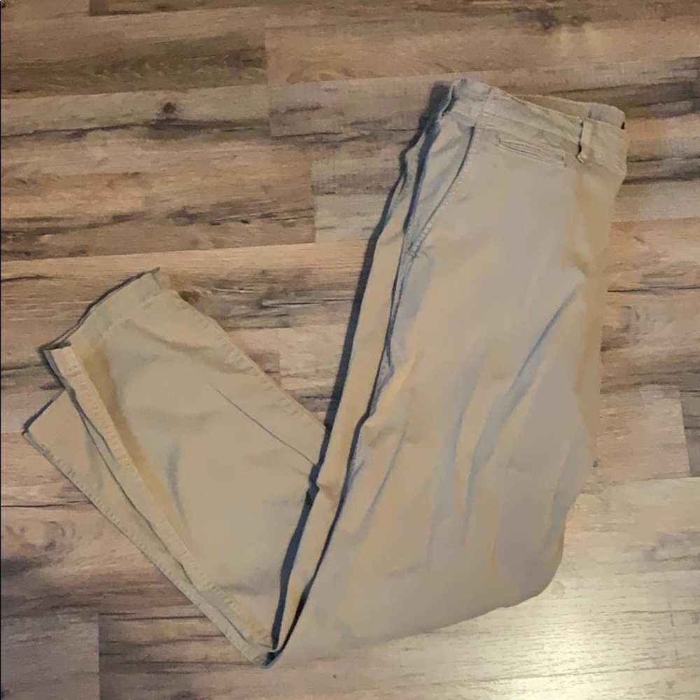 American Eagle  Khaki